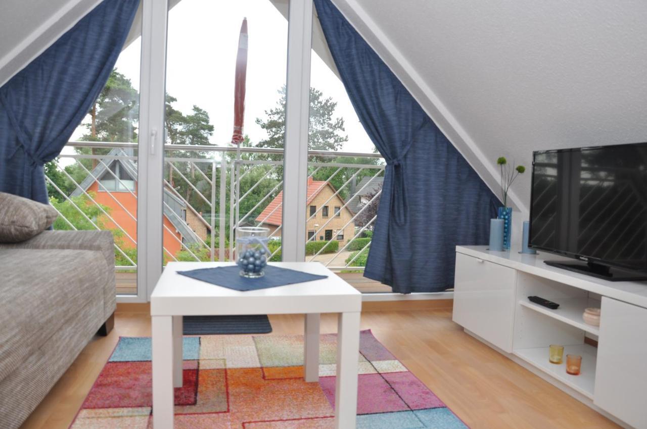 Ferienhaus Mueritzzauber / 1 Zimmer Dachgeschoss-Appartement Robel Exterior photo